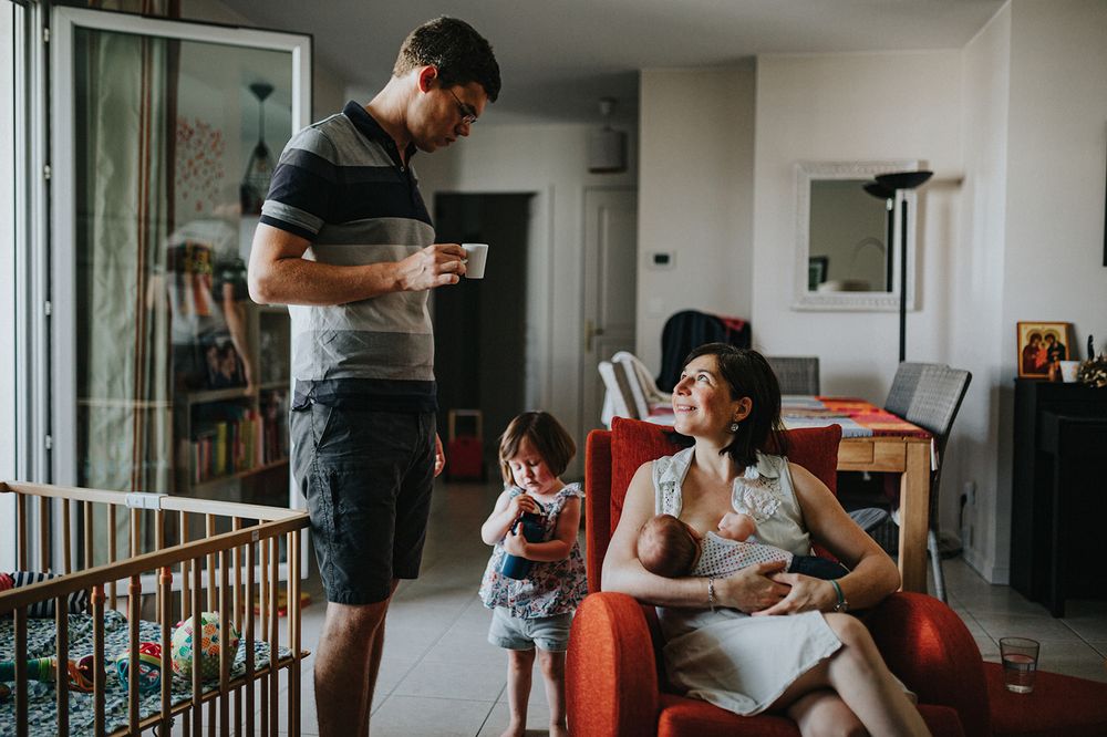 Scène de vie en famille, moment spontané — séance famille ANtO photographe