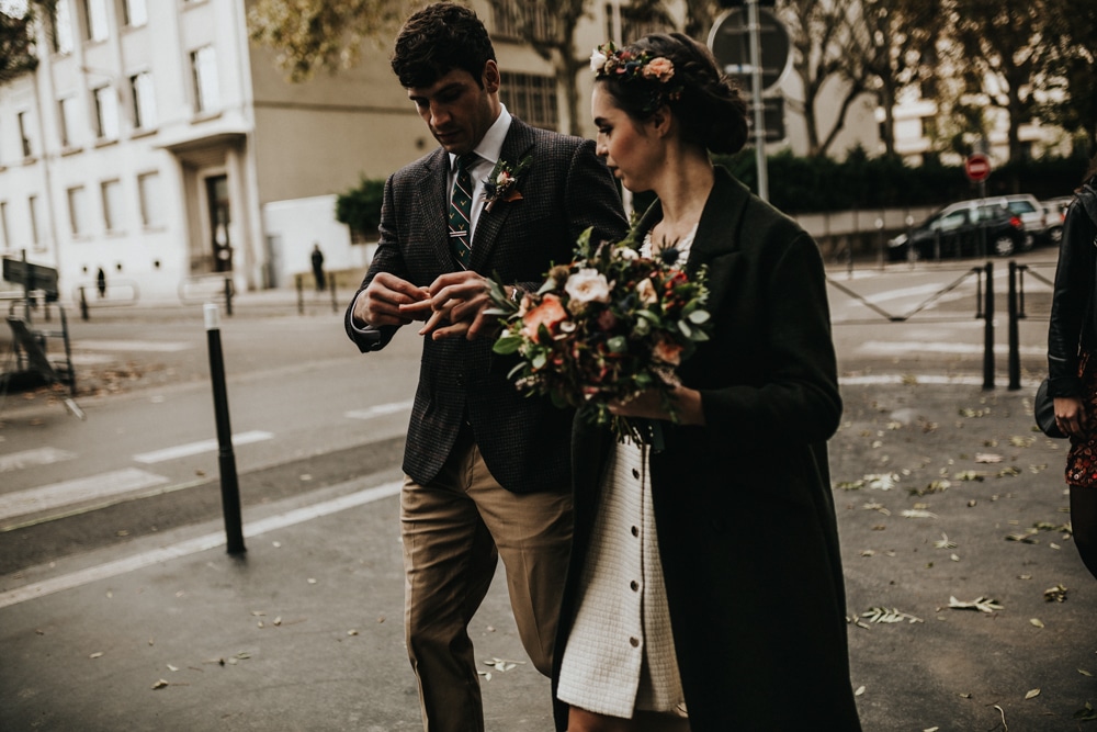 Cérémonie civile dans la salle des mariages de la mairie du 3ème arrondissement de Lyon — photographe mariage civil ANtO 2022