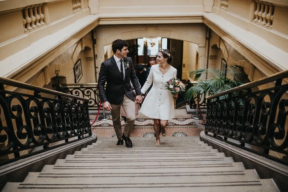 Portrait de la mariée dans les rues du 3ème arrondissement de Lyon — mariage civil C & M