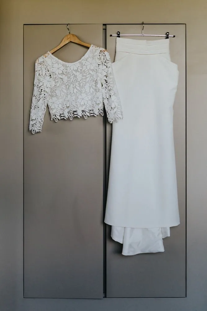 Préparatifs de la mariée Marie à l'hôtel du Domaine du Gouverneur, Monthieux 2022