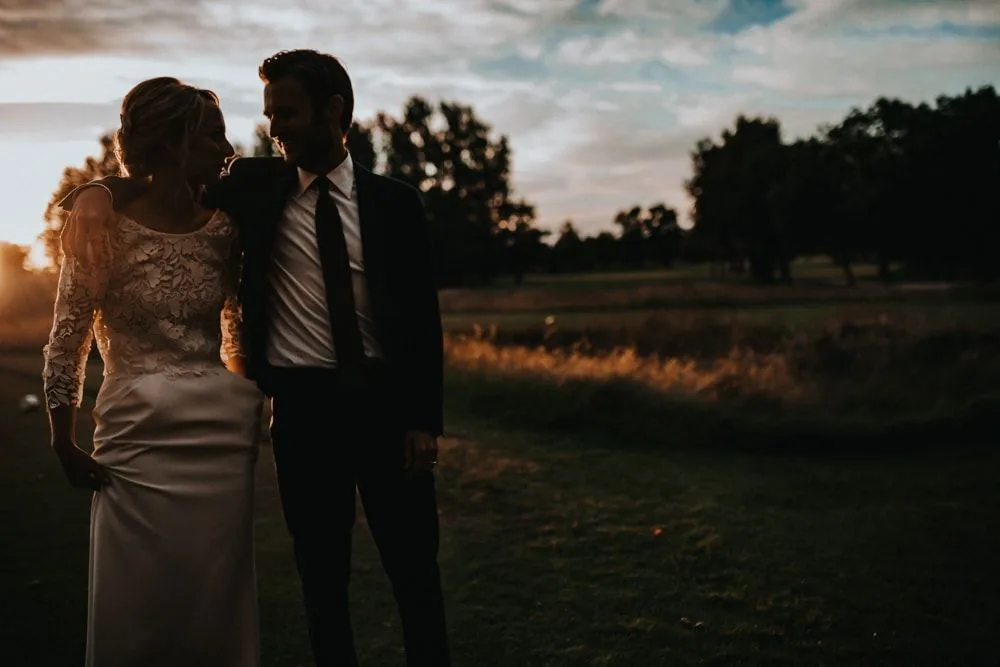 Piste de danse animée lors de la soirée du mariage au Domaine du Gouverneur Monthieux 2022