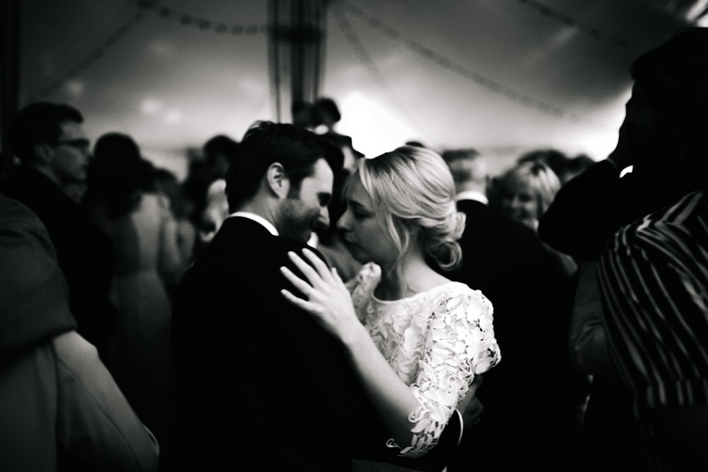 Dernière image du mariage de Marie et Mathieu au Golf du Gouverneur Monthieux, 2022 — ANtO photographe Auvergne
